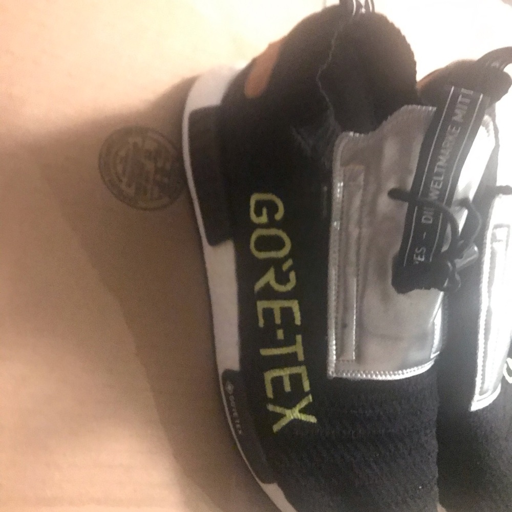 Sneakers NEW - Picture 4 of 4
